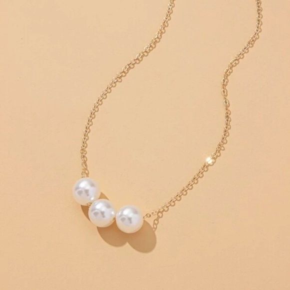 7/$35 Pearls Of Love Necklace Gold Color Chain Faux Pearl Necklace Gift For Her - Picture 5 of 6